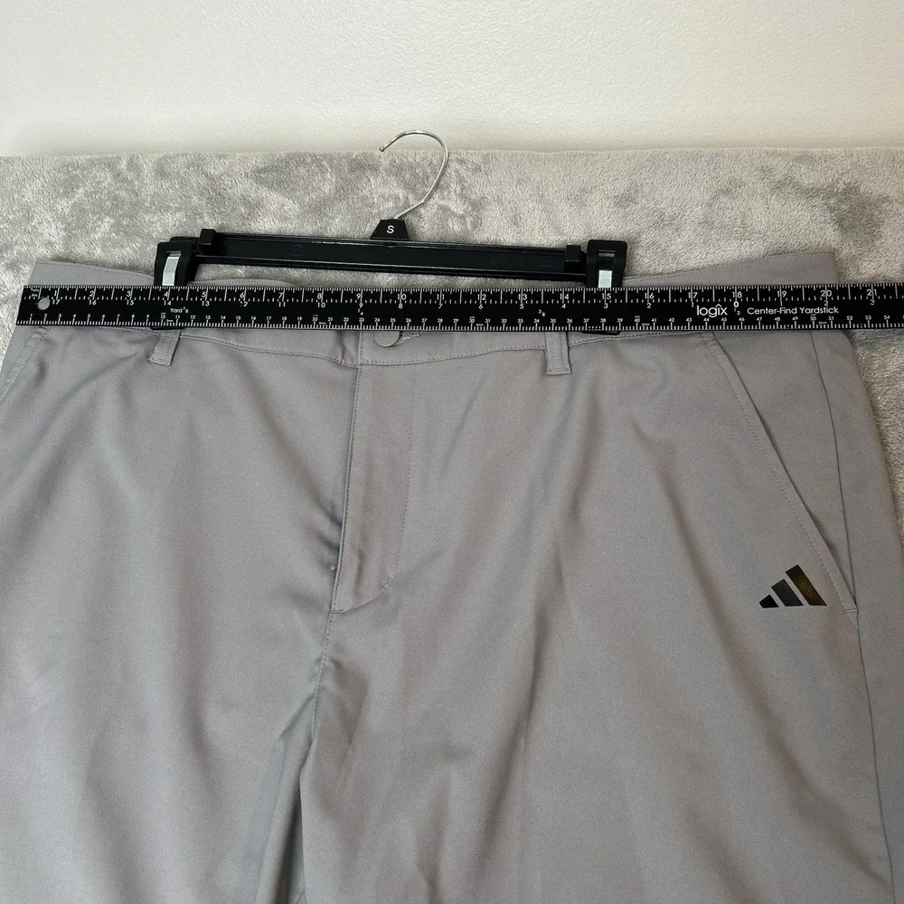 Adidas Golf Performance Shorts Men's Size 40 Gray Stretch Waist 8.5